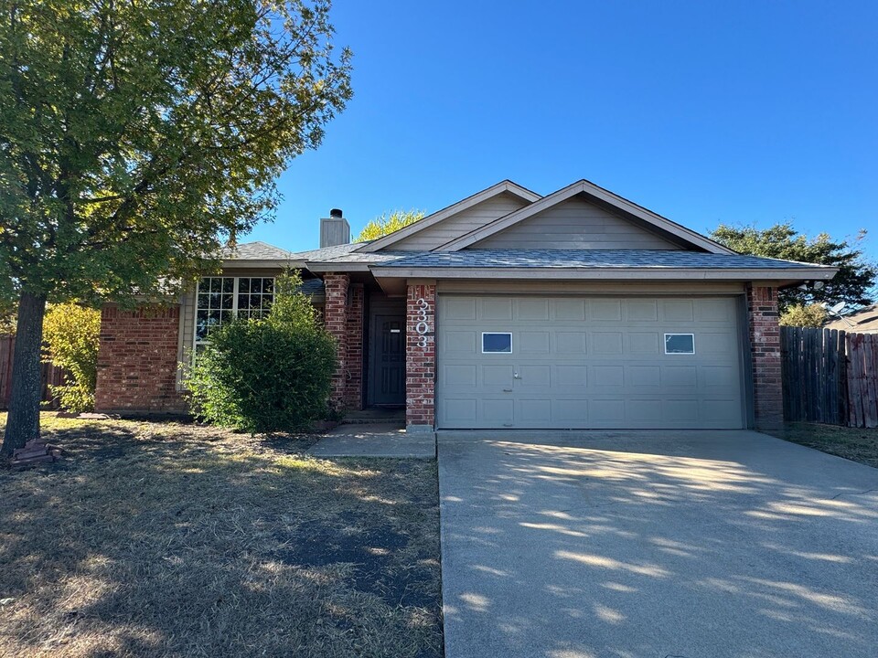 3303 Trey Ln in Killeen, TX - Building Photo