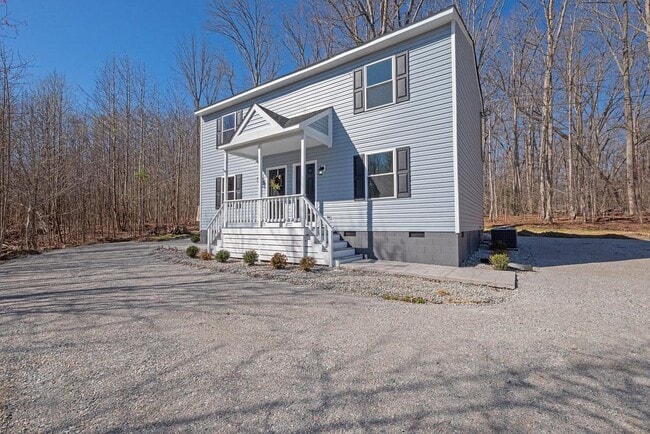 2241 Mountain View Rd in Powhatan, VA - Building Photo - Building Photo