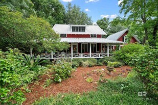 22985 High Ridge Rd in Fairhope, AL - Building Photo