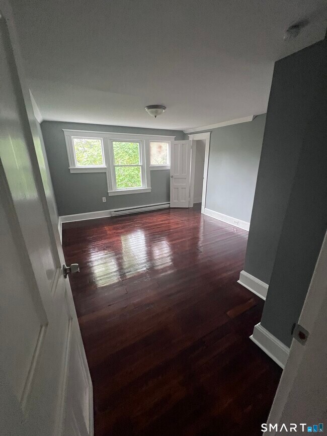 12 Fleming St in Waterbury, CT - Building Photo - Building Photo