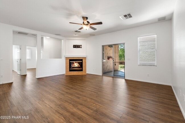 1531 Essex Way in Chino Valley, AZ - Building Photo - Building Photo