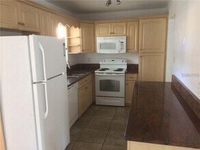 3712 W Wallace Ave in Tampa, FL - Building Photo - Building Photo