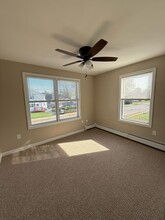 2 Haines St, Unit 2 in Nashua, NH - Foto de edificio - Building Photo