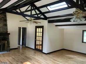 9 Hillside Rd in Sparta, NJ - Building Photo - Building Photo