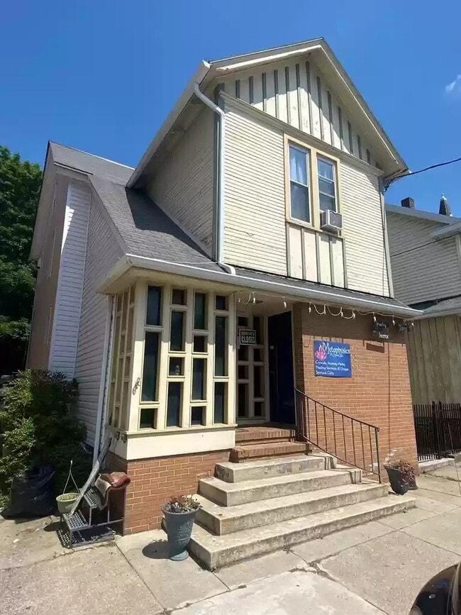 5 E 3rd St, Unit 1st floor