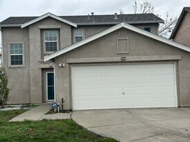 26 Dawn Rose Way in Suisun City, CA - Building Photo