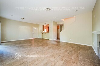 20300 Vanowen St in Los Angeles, CA - Foto de edificio - Building Photo