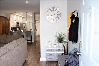 17413 Flatwoods Key Dr in Tampa, FL - Foto de edificio - Building Photo