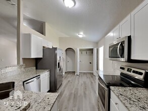5478 Shady Pine St S in Jacksonville, FL - Building Photo - Building Photo