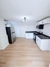 2604 W 27th St in Cleveland, OH - Building Photo - Building Photo