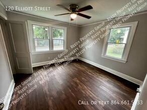 120 Elliott St in Spartanburg, SC - Building Photo - Building Photo