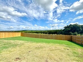 1832 Caponier St in Nolanville, TX - Foto de edificio - Building Photo