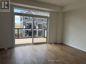 50 Melody Ln in Welland, ON - Building Photo - Building Photo