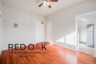 1243 S Mariposa Ave, Unit 26 in Los Angeles, CA - Foto de edificio - Building Photo