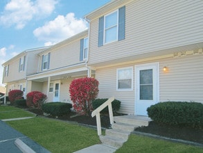 Rocky Creek Apartments in Columbus, OH - Foto de edificio - Building Photo