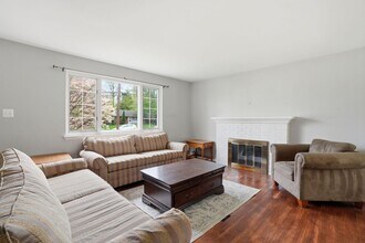 7414 Jervis St in Springfield, VA - Building Photo - Building Photo