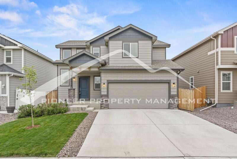 10938 Clarion Dr in Colorado Springs, CO - Building Photo