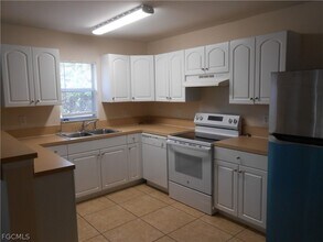 202 Hightower Ave S in Lehigh Acres, FL - Building Photo - Building Photo