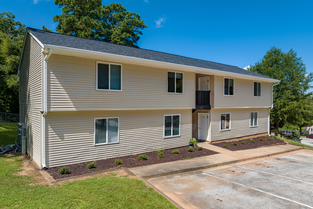 Sunrise Terrace in Gainesville, GA - Building Photo