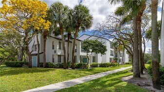 4303 W Atlantic Blvd in Coconut Creek, FL - Building Photo