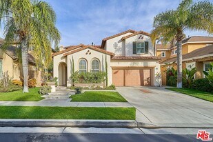 675 Poplar St in Fullerton, CA - Building Photo