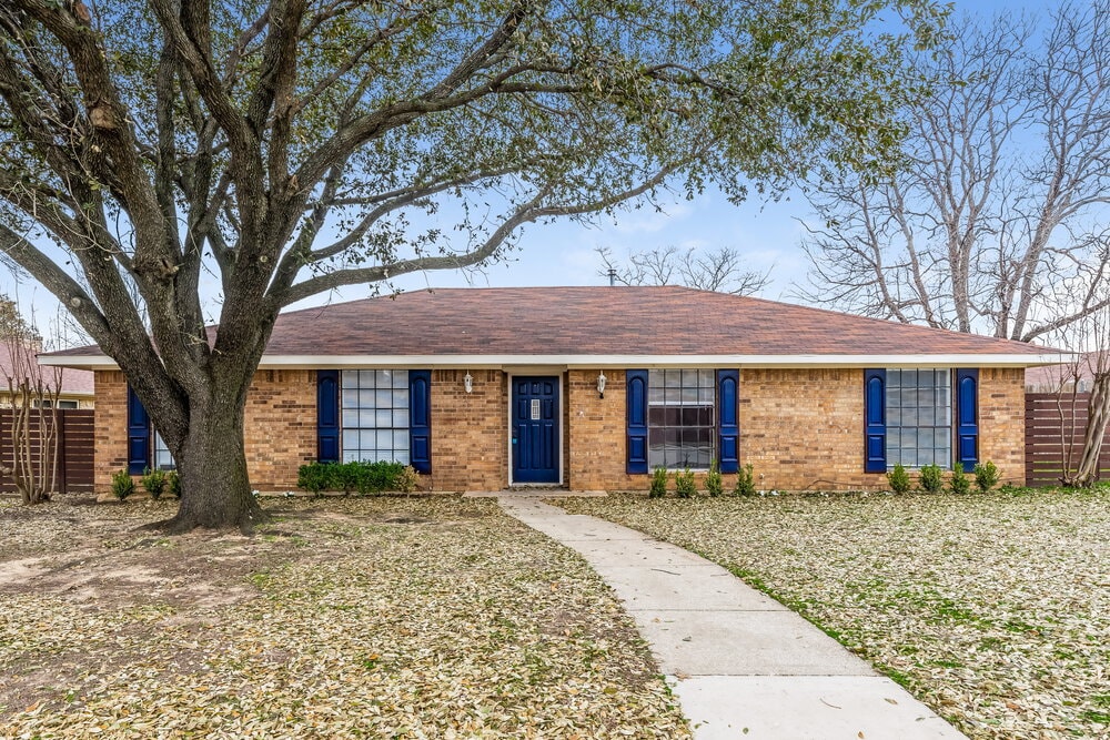 1510 Wood Creek Dr in Flower Mound, TX - Building Photo