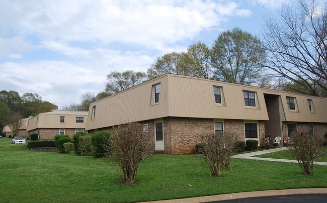 property at 496 Perdue Pl