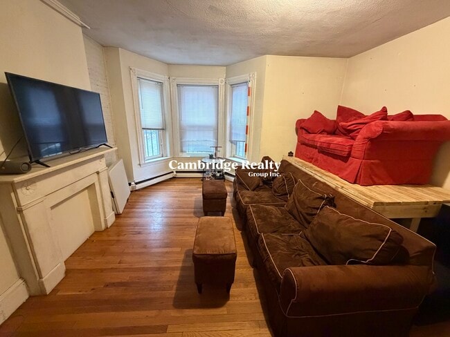 15 Sewall St, Unit 1 in Boston, MA - Foto de edificio - Building Photo