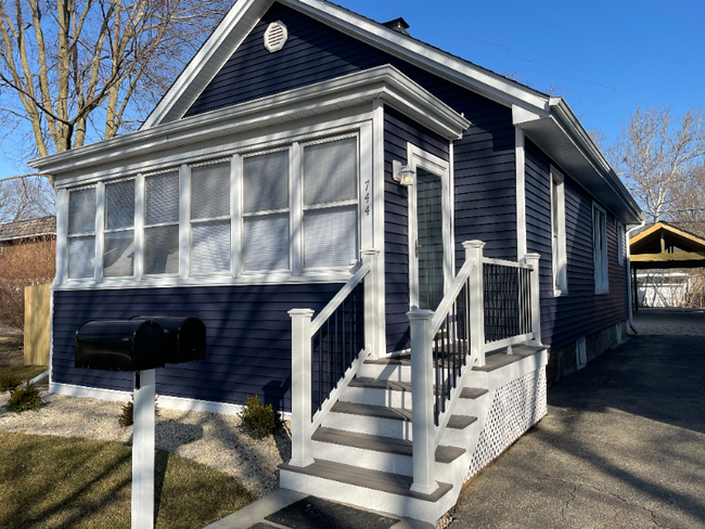 property at 744 E Main St