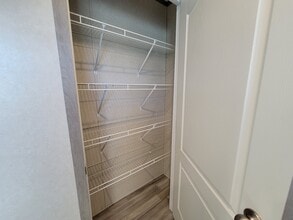 9080 Windward Dr in Algonac, MI - Building Photo - Building Photo