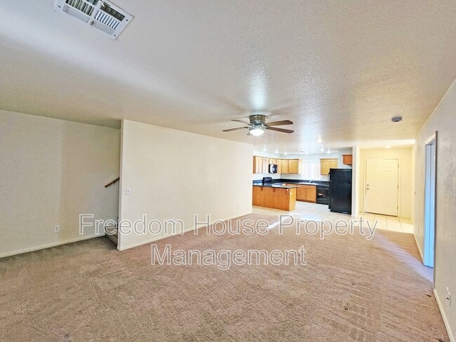 1971 Teepee Rd in Pahrump, NV - Building Photo - Building Photo