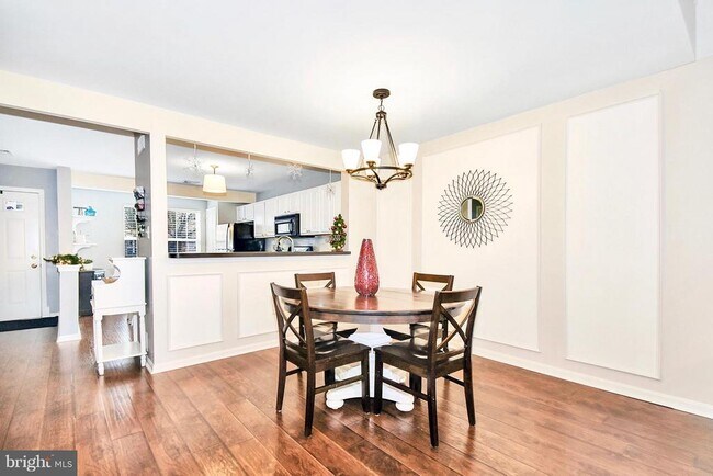 102 Peregrine Ln in Hummelstown, PA - Building Photo - Building Photo