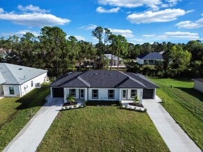 5224-5226 29th St SW in Lehigh Acres, FL - Building Photo - Building Photo