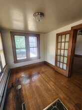 205 S 15th St in Coshocton, OH - Foto de edificio - Building Photo