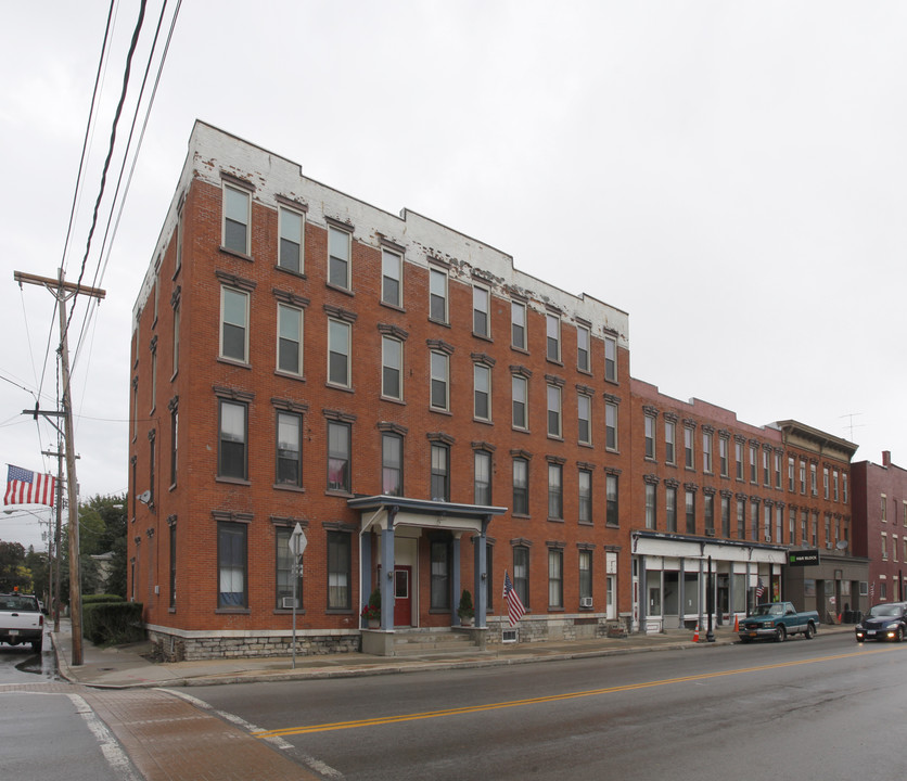 48 Main St in Fort Plain, NY - Building Photo