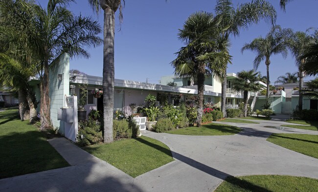 1121-1125 W Fay Ln in Anaheim, CA - Building Photo - Building Photo