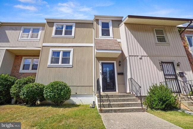 property at 6415 Whitwell Ct