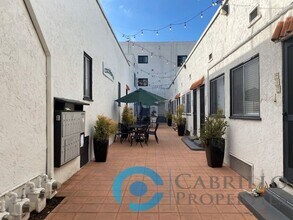 2241 Fourth Ave in San Diego, CA - Building Photo - Building Photo