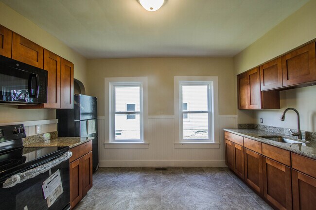 23 Wilson St in Worcester, MA - Building Photo - Building Photo