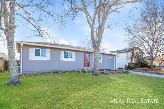 730 S Oakland St in Aurora, CO - Building Photo - Building Photo