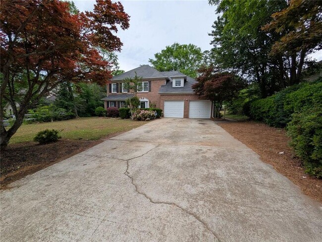 property at 749 Flowers Crossing