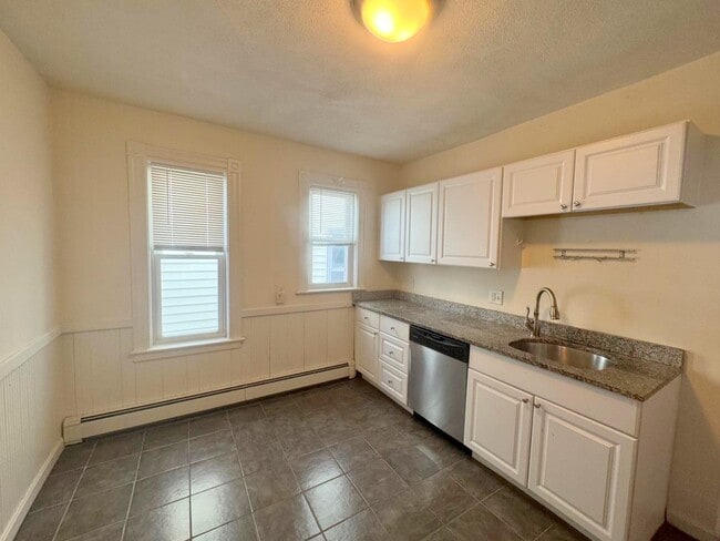5 Partridge Ave, Unit 2