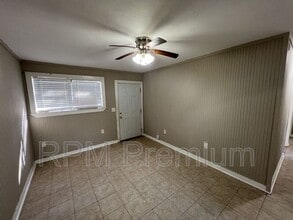 5863 Denova St in Baton Rouge, LA - Building Photo - Building Photo