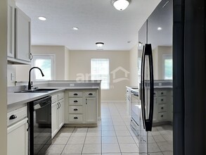 834 Ginger Ridge Dr in Trenton, OH - Building Photo - Building Photo