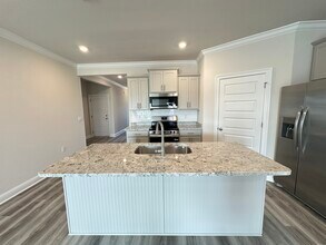 146 Millet Ave in Fairhope, AL - Foto de edificio - Building Photo