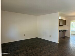 10120 W Kingswood Cir in Sun City, AZ - Foto de edificio - Building Photo