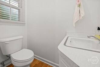 1614 Queensbury St in Savannah, GA - Building Photo - Building Photo