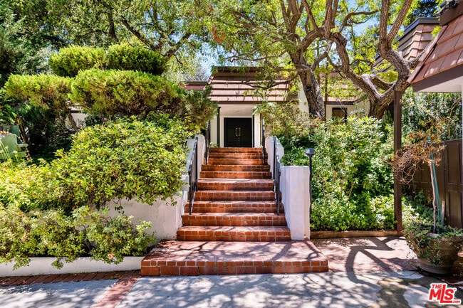 property at 4370 Park Milano