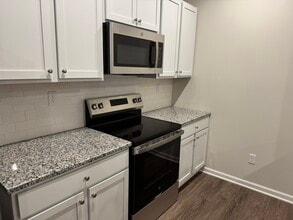 205 Cherry Way in Bowling Green, KY - Building Photo - Building Photo