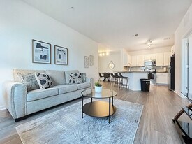 1210 4th Ave E in Bradenton, FL - Building Photo